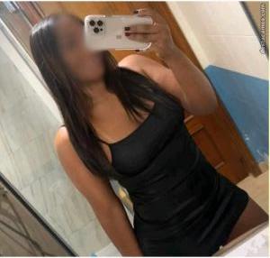624593532: Chica busca chico en Gerona