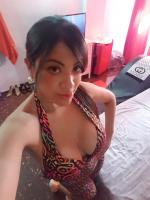 610841923: Chica busca chico en Málaga