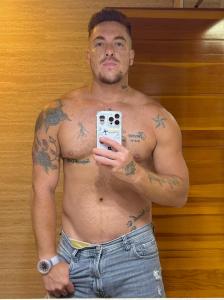 Chico busca chica en Granada: 