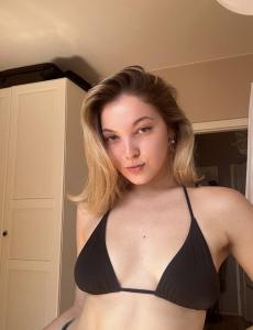 Chica busca chico en Almería: 