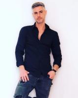 671197890: Chico busca chica en Barcelona