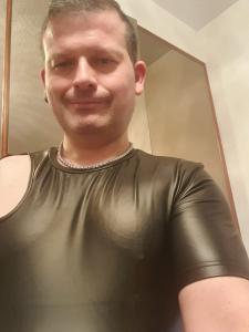 Chico busca chica en Burgos: 