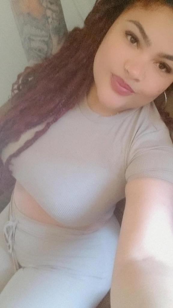 Chica busca chico en Barcelona: 