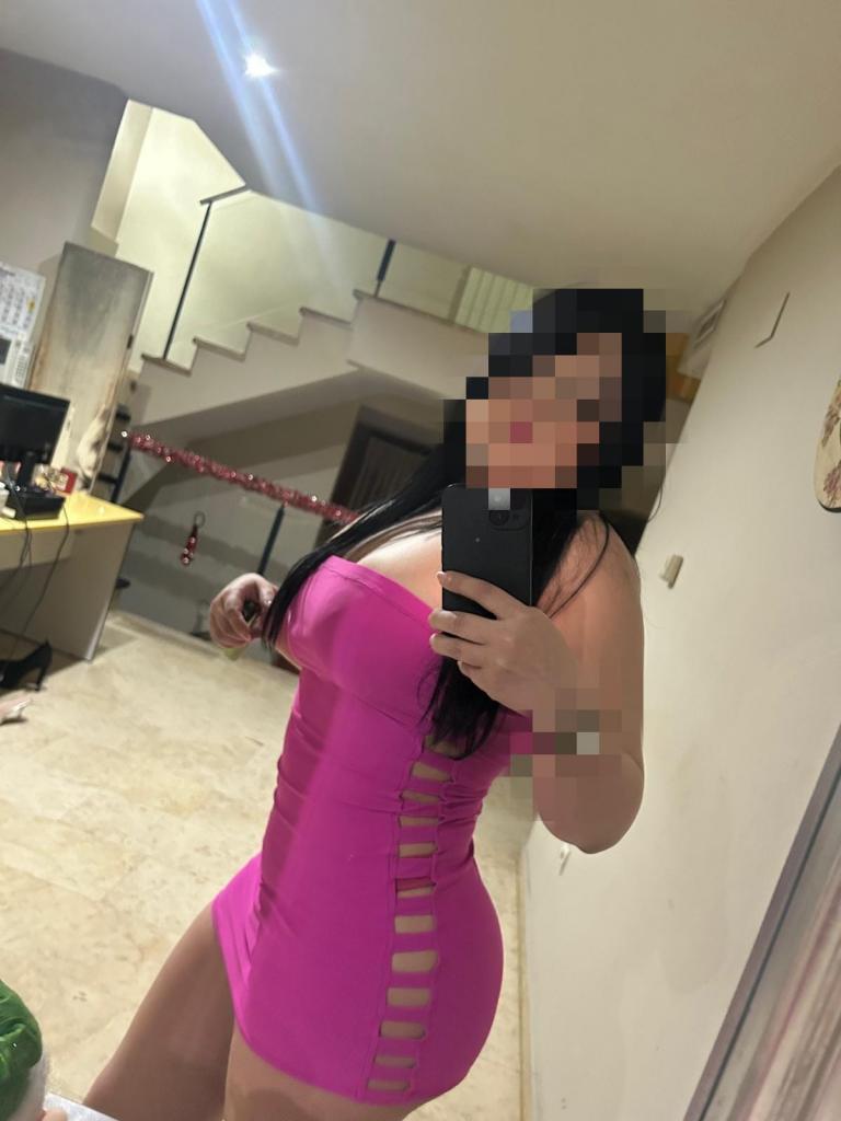 Chica busca chico en Valencia: Chica busca chico