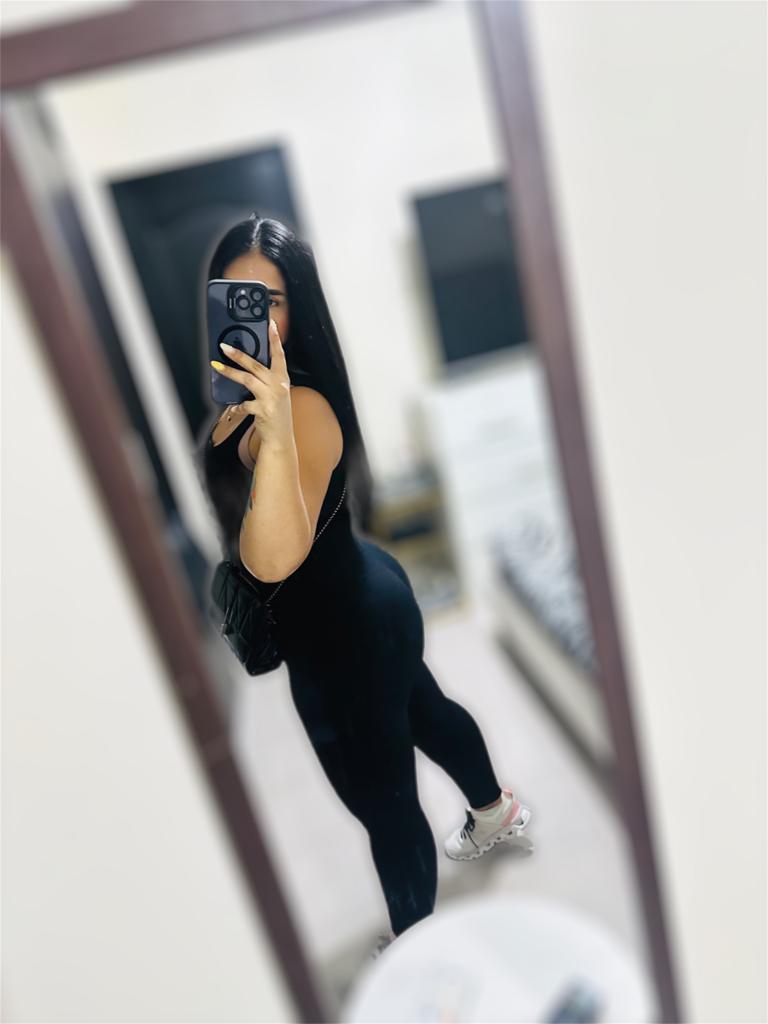 610903092: Chica busca chico en Madrid