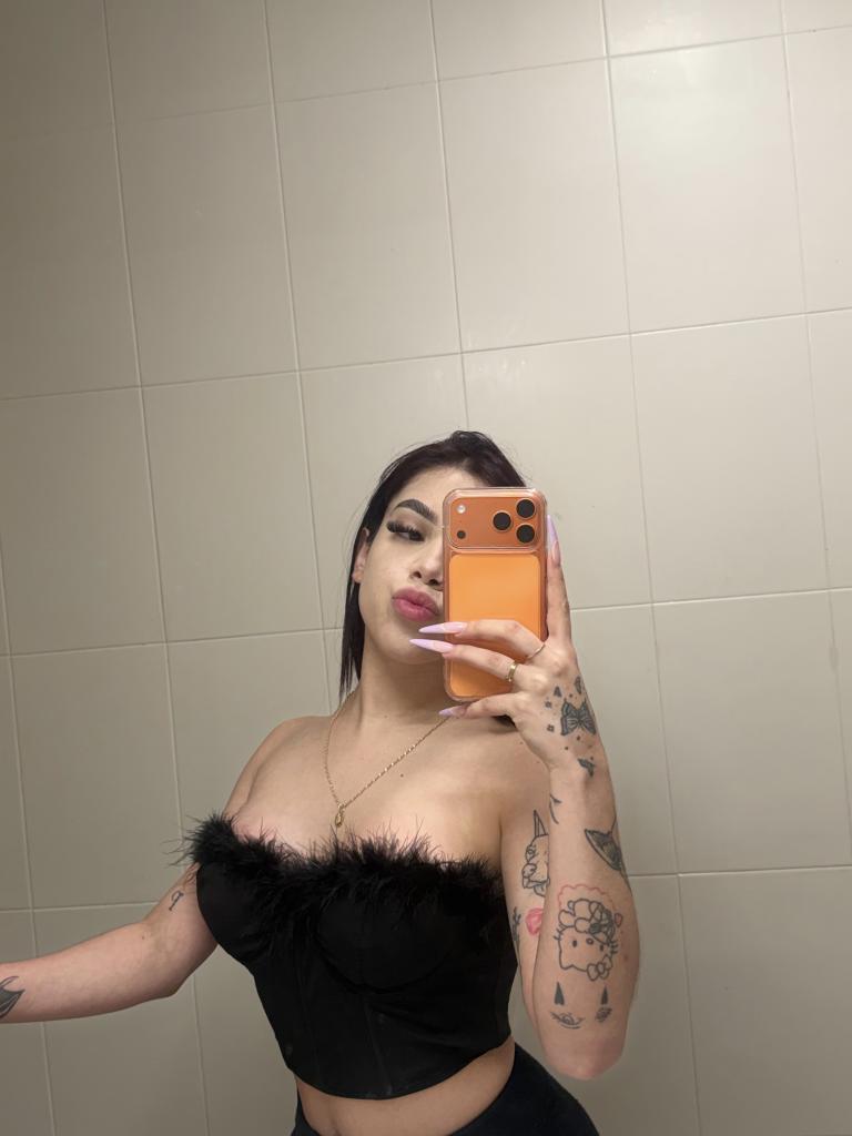 Chica busca chico en Barcelona: 