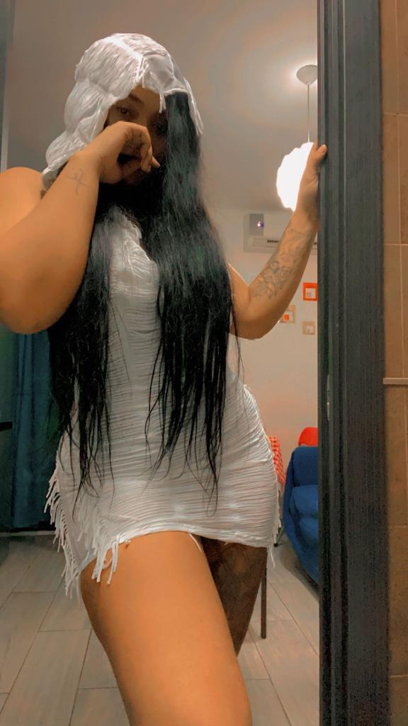 Chica busca chico en Almería: Chica busca chico