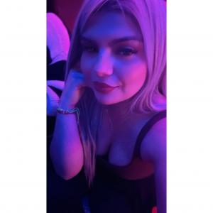 691461497: Chica busca chico en Barcelona