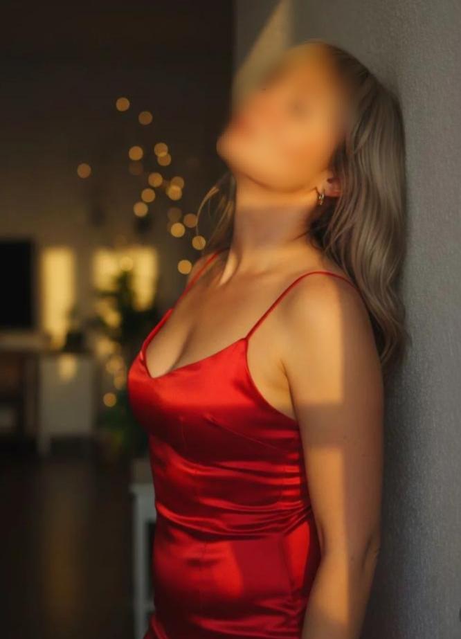 657653427: Chica busca chico en Lérida