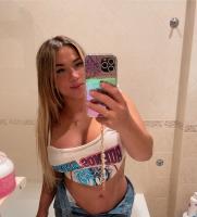 656394388: Chica busca chico en Pontevedra