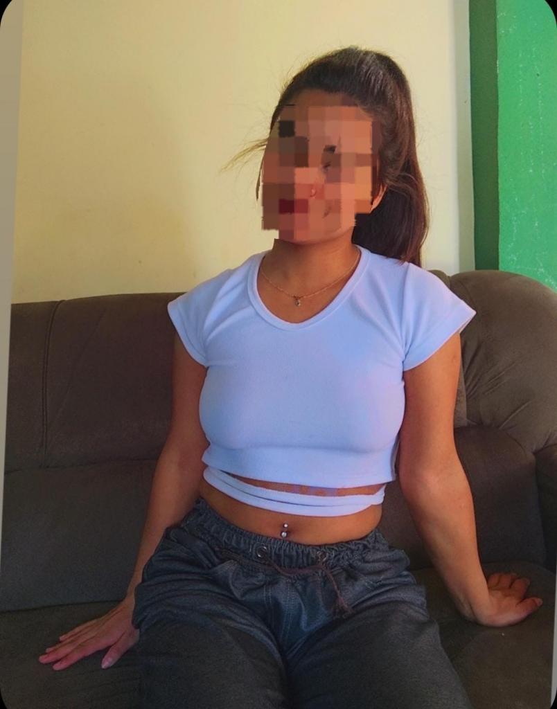 603232311: Chica busca chico en Barcelona