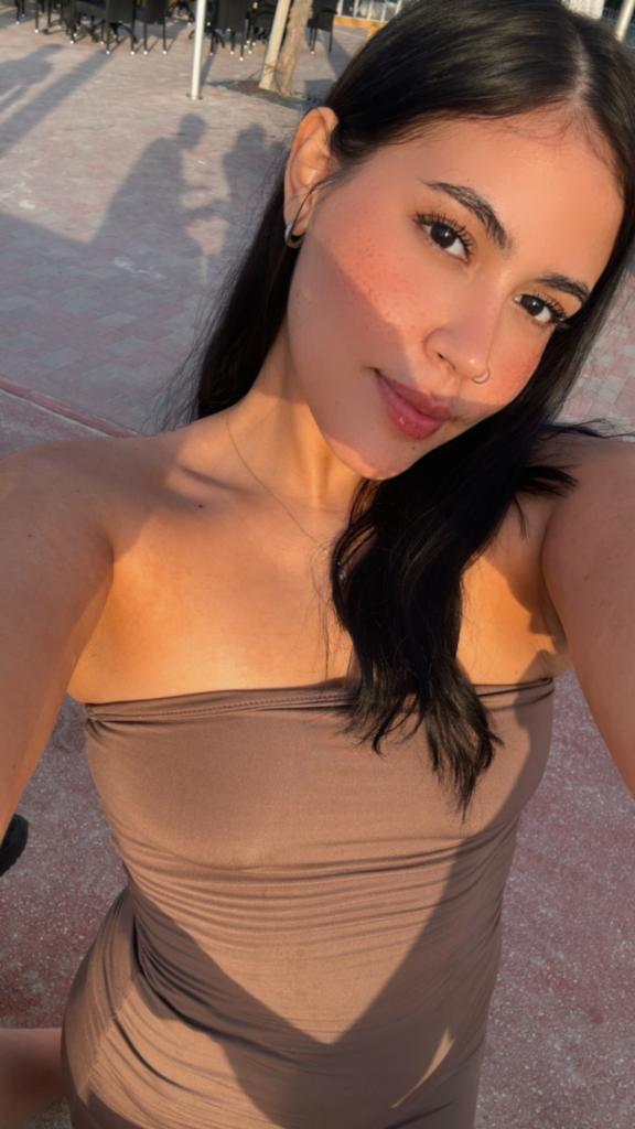 670868142: Chica busca chico en Mallorca