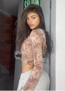 602316431: Chica busca chico en Madrid