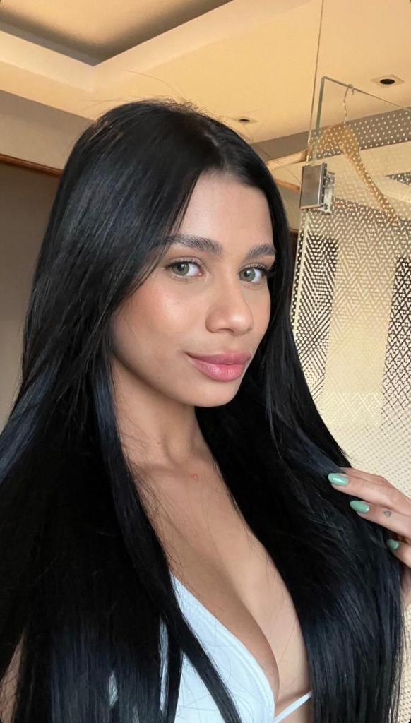 Chica busca chico en Málaga: Chica busca chico