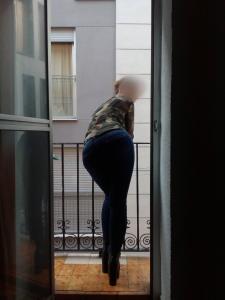 607786982: Chica busca chico en Valencia