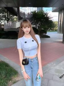 605255751: Chica busca chico en Madrid