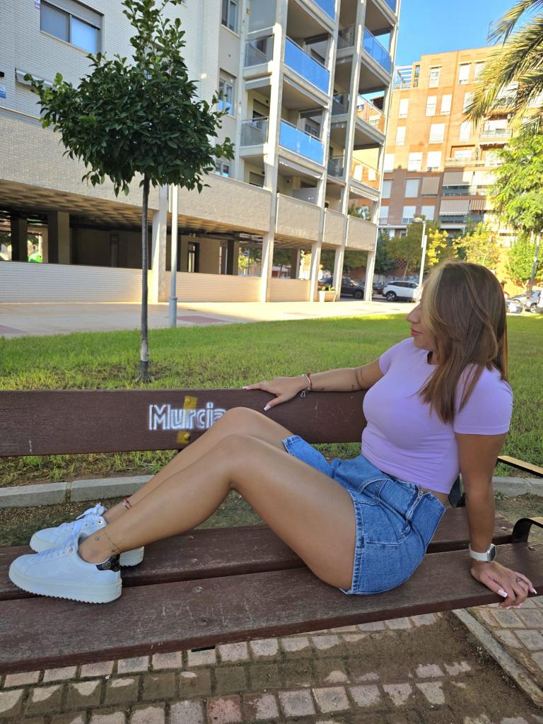 614498600: Chica busca chico en Murcia