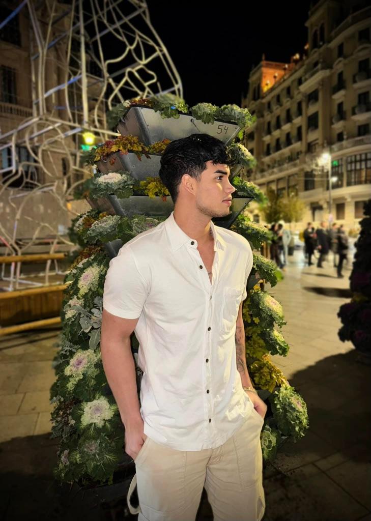 Chico busca chica en Alicante: 