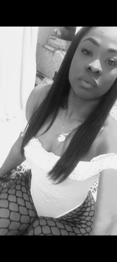 603313895: Chica busca chico en Málaga