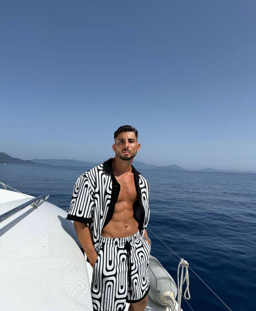 Chico busca chica en Málaga: 