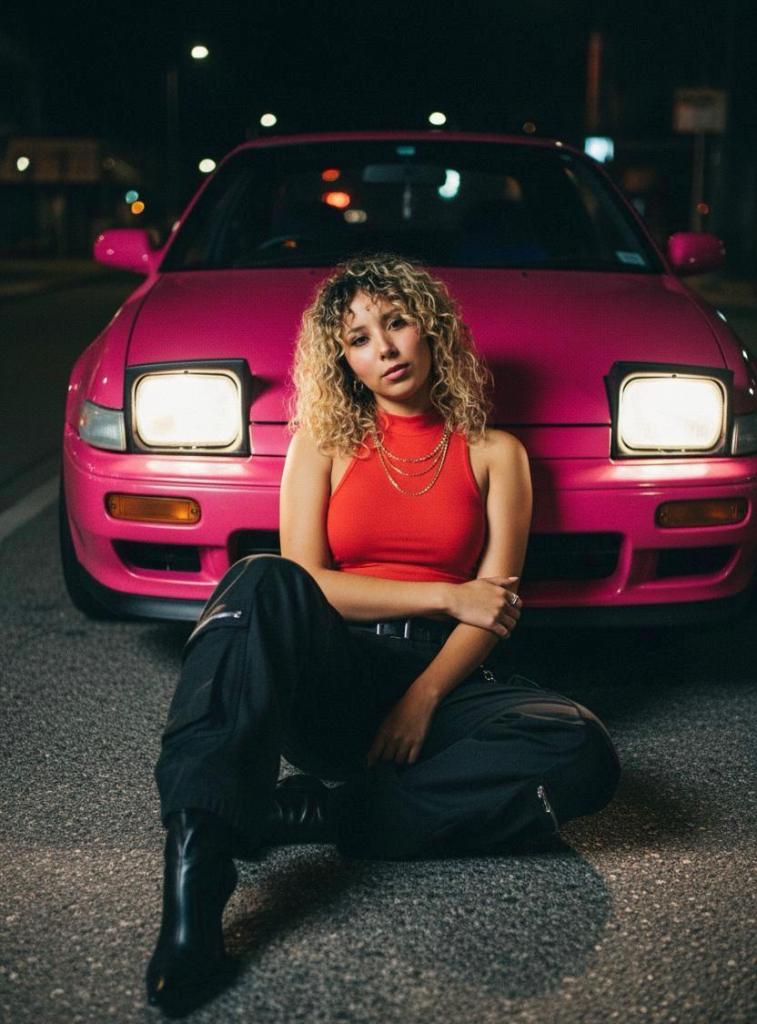 667559427: Chica busca chico en Barcelona