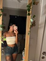 642449172: Chica busca chico en Barcelona