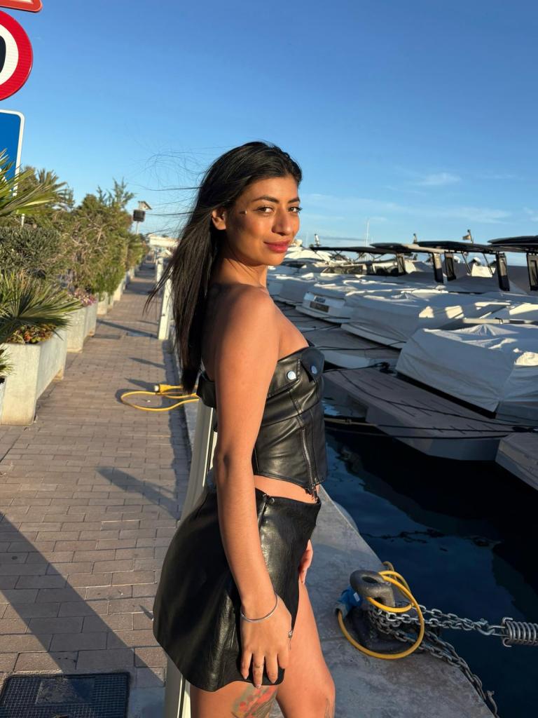 Chica busca chico en Ibiza: 