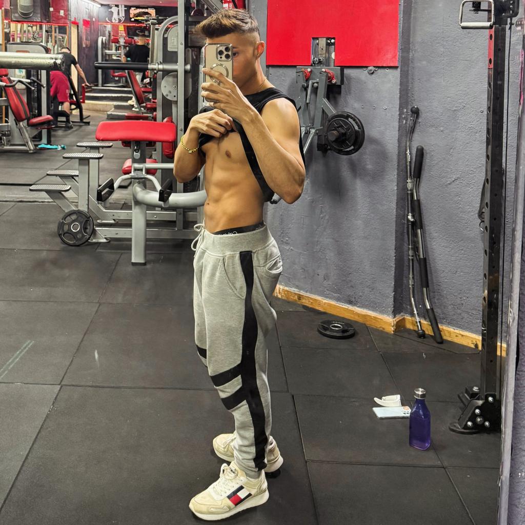 Chico busca chica en Salamanca: 