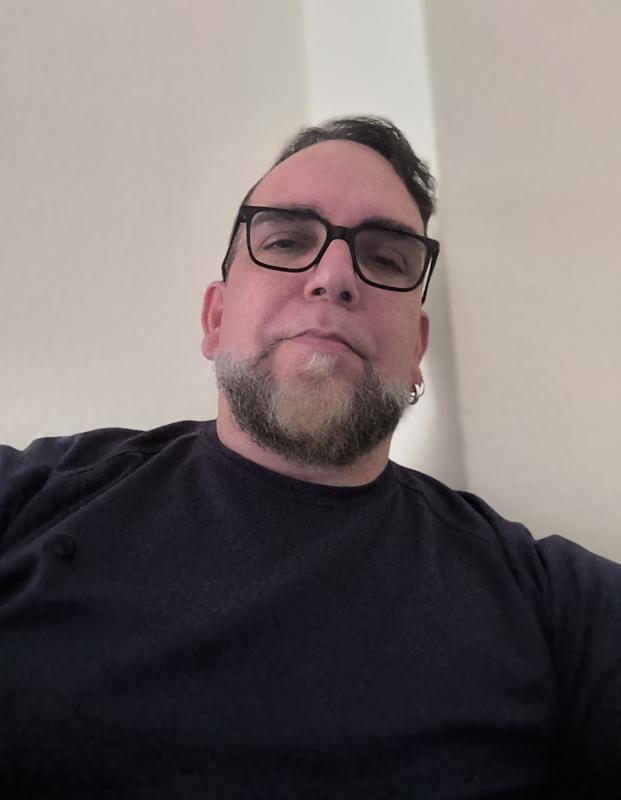 642107679: Chico busca chica en Zaragoza