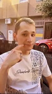 Chico busca chica en Valencia: 