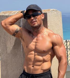 635208975: Chico busca chica en Madrid