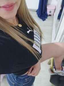 613328563: Chica busca chico en Barcelona