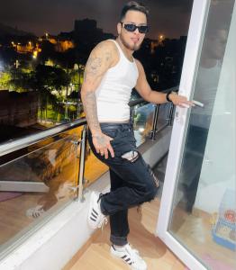 Chico busca chica en Las Palmas: 