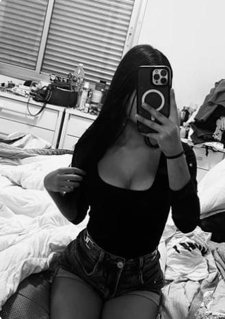 Chica busca chico en Sevilla: 