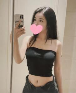 667372209: Chica busca chico en Barcelona