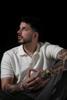 640942698: Chico busca chica en Barcelona