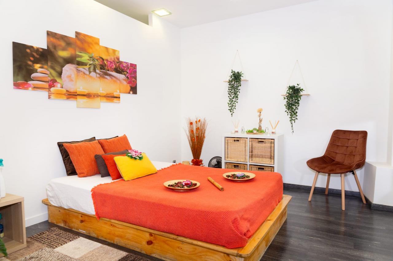 Chica busca chico en Barcelona: 