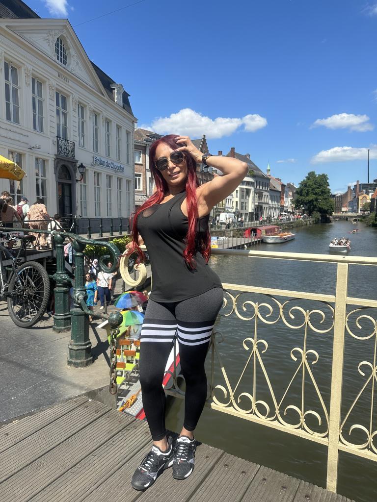 Chica busca chico en Asturias: 