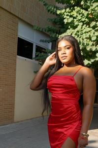 677268848: Chica busca chico en Alicante