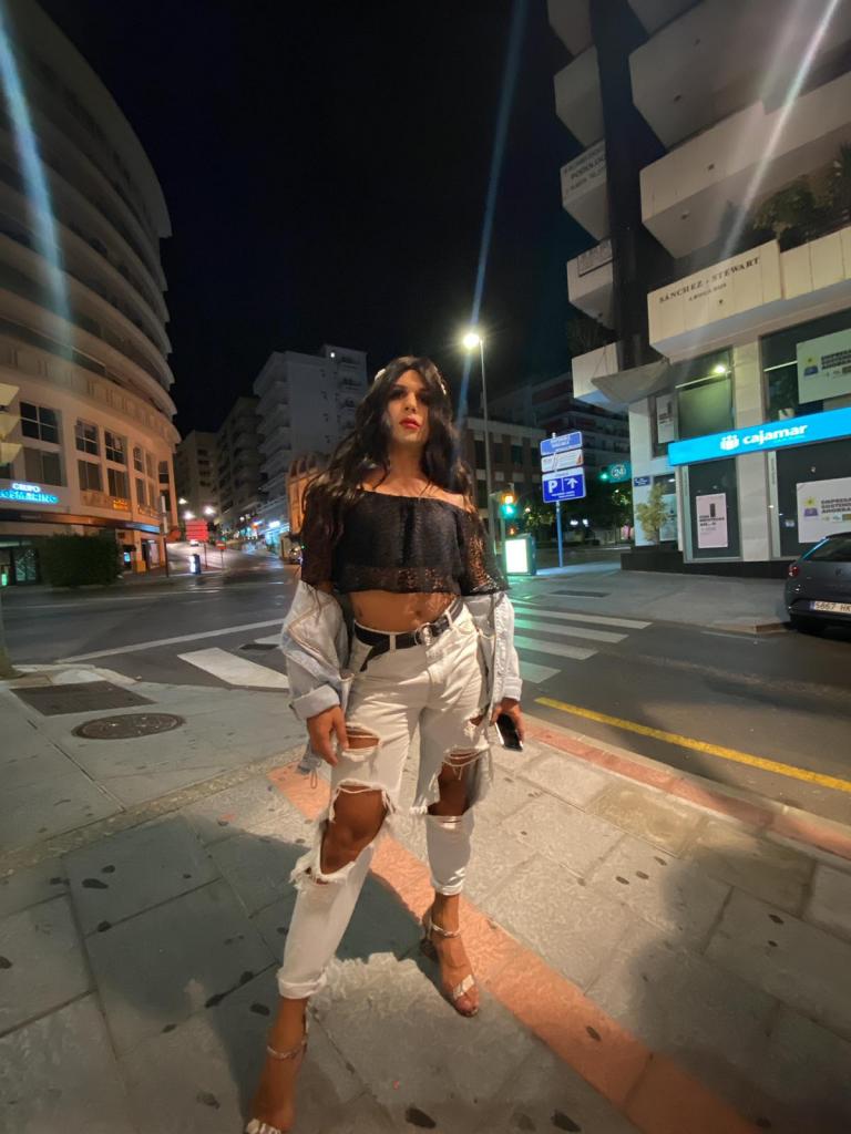 657955091: Transexual en Cádiz