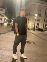 623567758: Chico busca chica en Madrid