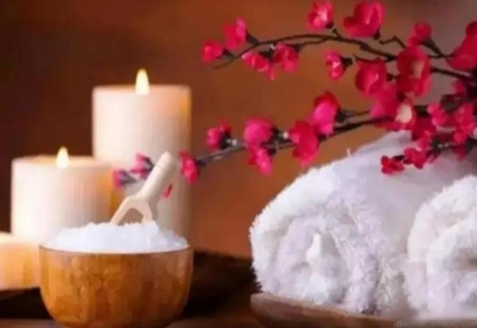 Chica busca chico en Cádiz: 