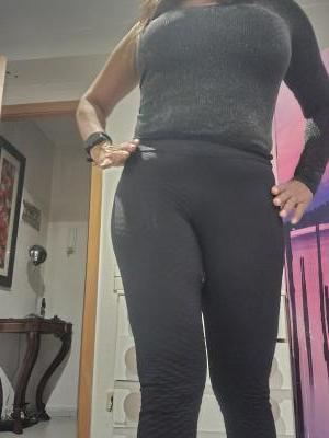 698492956: Chica busca chico en Barcelona