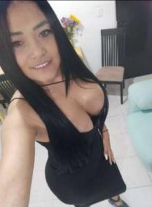 627269438: Chica busca chico en Murcia