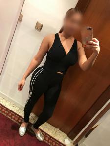 641733821: Chica busca chico en Sevilla