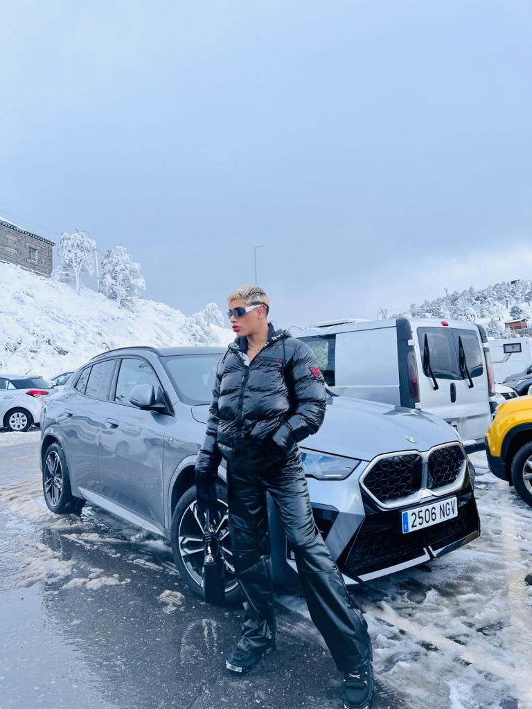 Chico busca chica en Tenerife: 