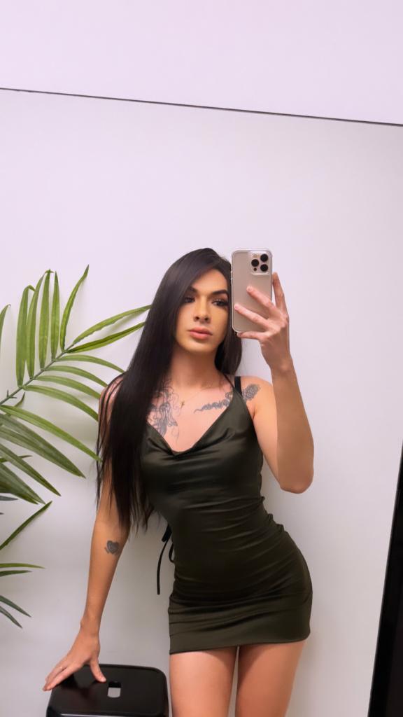 614905225: Travesti en Las Palmas