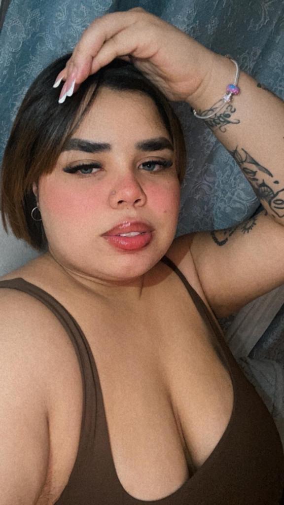 613706030: Chica busca chico en Sevilla