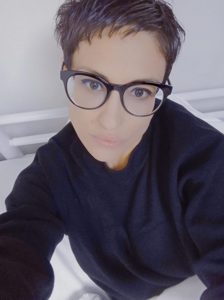 Chica busca chico en Sevilla: 