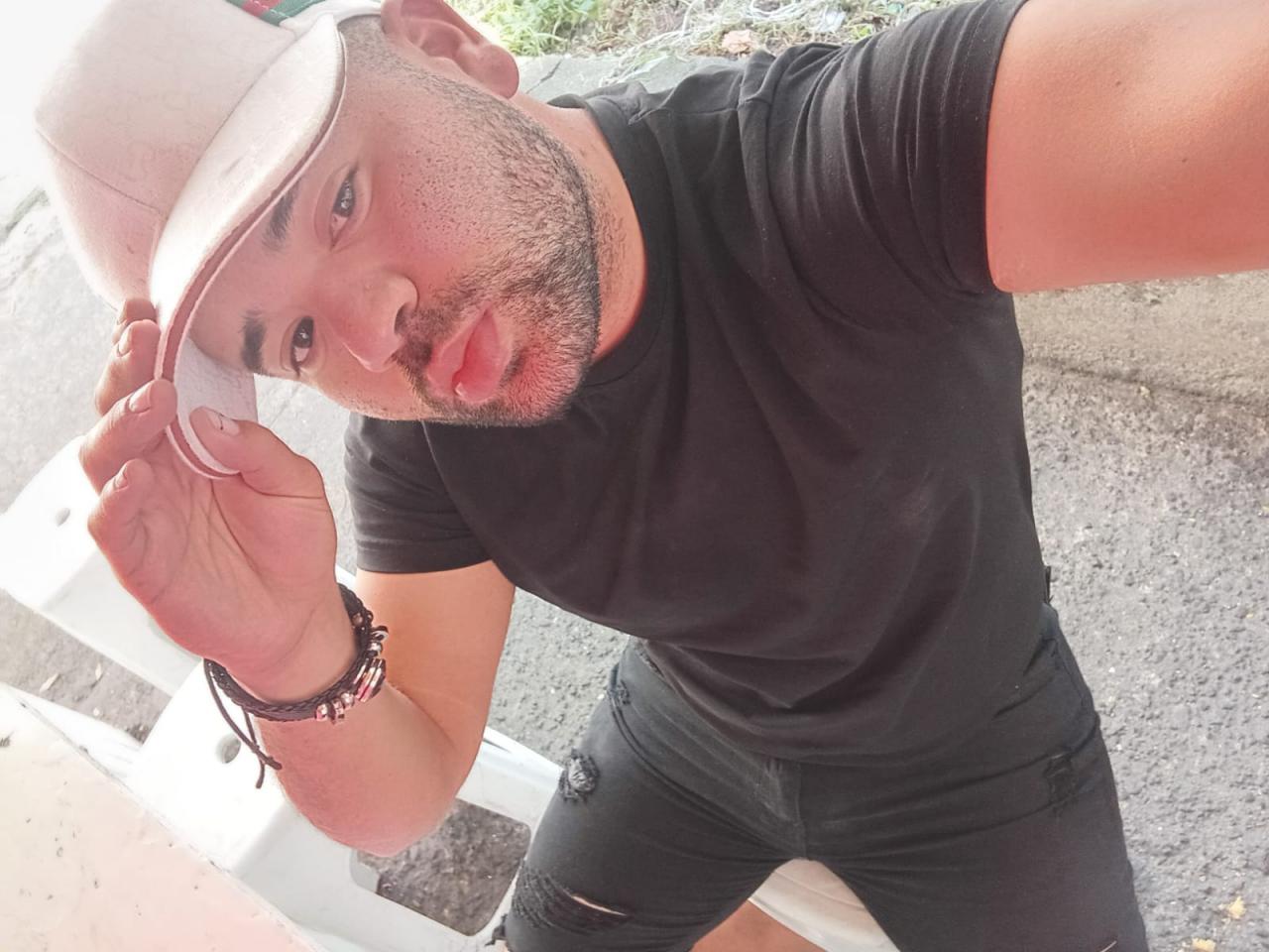 Chico busca chica en Tenerife: 